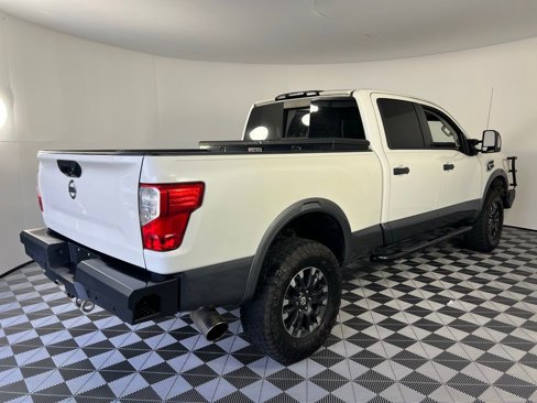 Used 2017 Nissan Titan PRO-4X image 6