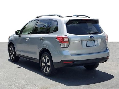 Used 2017 Subaru Forester 2.5i Premium w/ All-Weather Package image 22