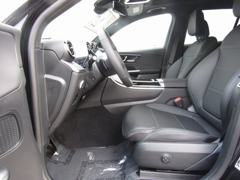 Certified 2025 Mercedes-Benz GLC 300 4MATIC image 10