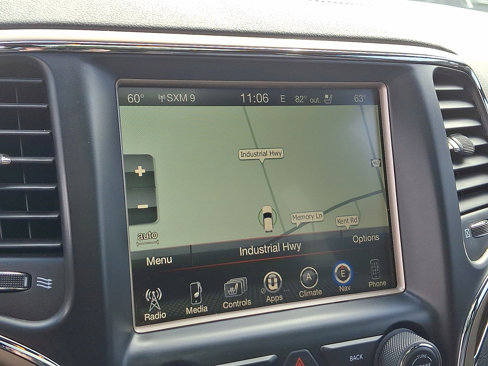 Used 2016 Jeep Grand Cherokee Overland image 23