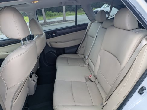 Used 2019 Subaru Outback 2.5i Limited image 14