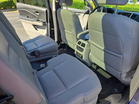 Used 2017 Honda Pilot Elite image 11