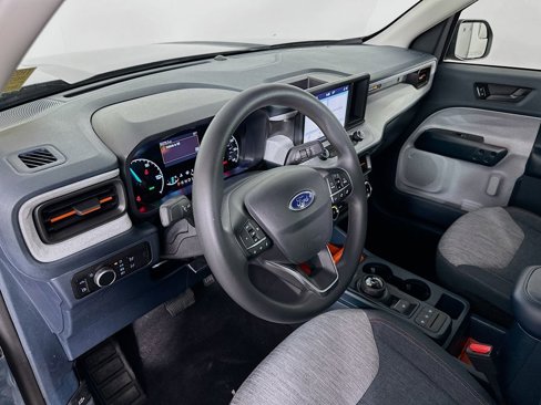 Used 2023 Ford Maverick XLT image 9