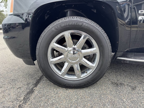 Used 2011 GMC Yukon Denali image 4