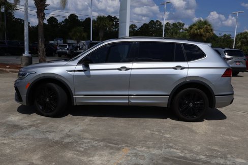 Used 2022 Volkswagen Tiguan SE R-Line image 25