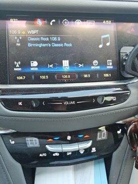 Used 2017 Cadillac XT5 Luxury image 6