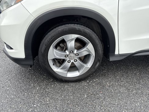 Used 2017 Honda HR-V EX image 12