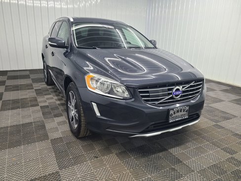Used 2015 Volvo XC60 T6 image 5