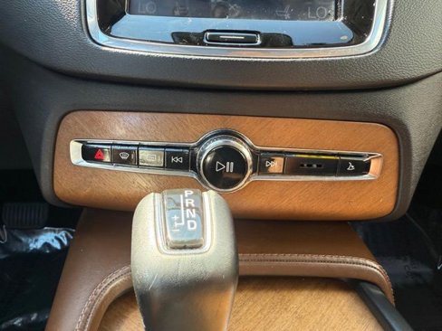 Used 2019 Volvo XC90 T6 Inscription w/ Advanced Package image 18