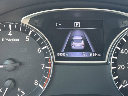 Used 2017 Nissan Altima 2.5 SL w/ Moonroof Package image 12