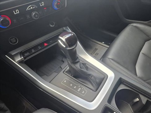 Used 2024 Audi Q3 2.0T Premium Plus w/ Premium Plus Package image 20