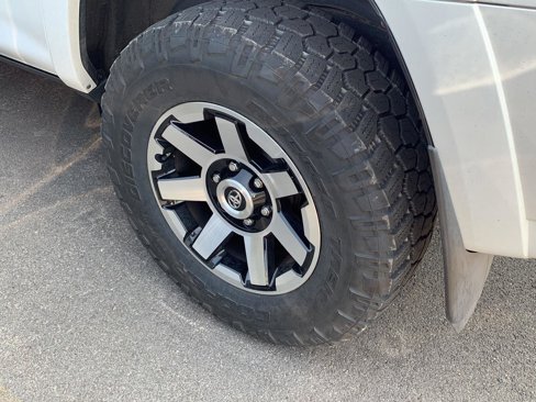Used 2016 Toyota 4Runner SR5 Premium image 10