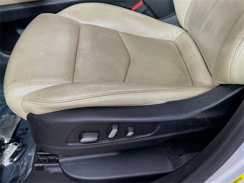 Used 2018 Cadillac XT5 Premium Luxury image 21