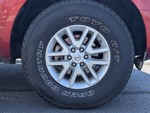Used 2016 Nissan Frontier SV image 12