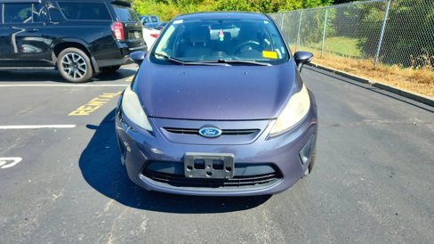 Used 2013 Ford Fiesta SE image 2