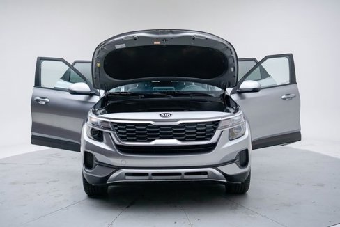 Used 2021 Kia Seltos LX image 19
