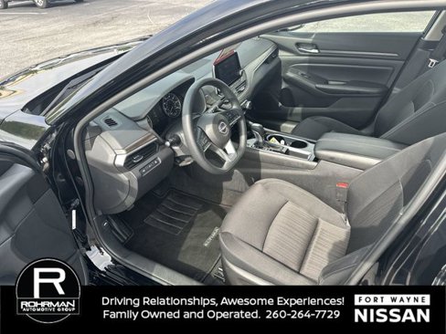 Certified 2024 Nissan Altima 2.5 SV image 10