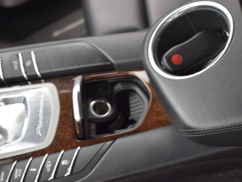Used 2010 Porsche Panamera image 20