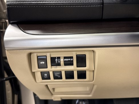 Used 2018 Subaru Legacy 2.5i Limited image 9