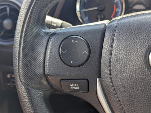 Used 2017 Toyota Corolla L image 27
