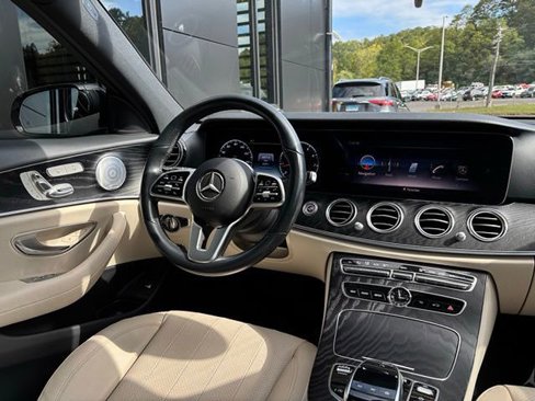 Used 2020 Mercedes-Benz E 350 4MATIC Sedan image 41