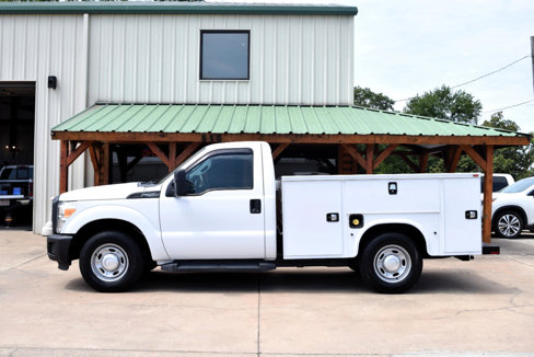 Used 2015 Ford F250 XL image 2