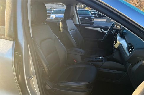 Used 2022 Ford Escape SEL w/ Technology Package image 7