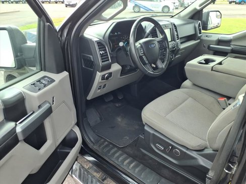 Used 2018 Ford F150 XLT w/ Equipment Group 302A Luxury image 6
