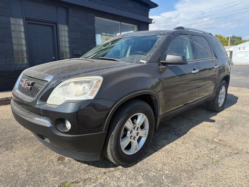 Used 2011 GMC Acadia SLE image 2