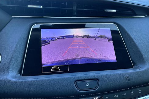 Used 2020 Cadillac XT4 Luxury w/ Cold Weather Package image 23