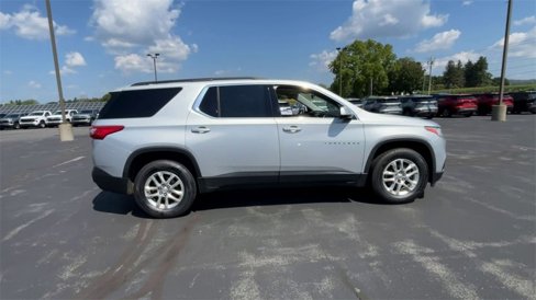 Used 2019 Chevrolet Traverse LT image 9
