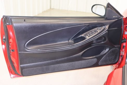 Used 1998 Ford Mustang Cobra image 10