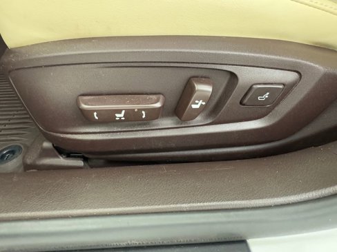 Used 2018 Lexus ES 350 w/ Navigation System Package image 33