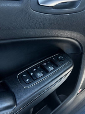 Used 2015 Chrysler 300 S image 22