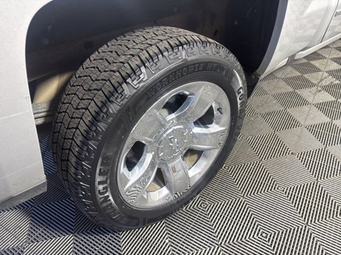 Used 2018 Chevrolet Silverado 1500 LTZ w/ Sport Package image 7