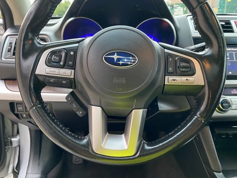 Used 2016 Subaru Outback 3.6R Limited image 19