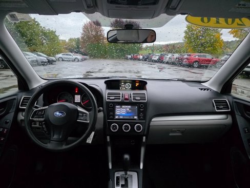 Used 2016 Subaru Forester 2.5i w/ Alloy Wheel Package image 18