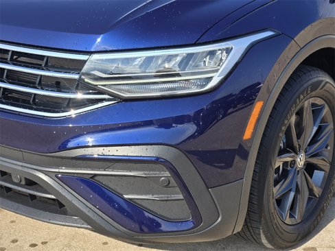 Used 2022 Volkswagen Tiguan SE image 10