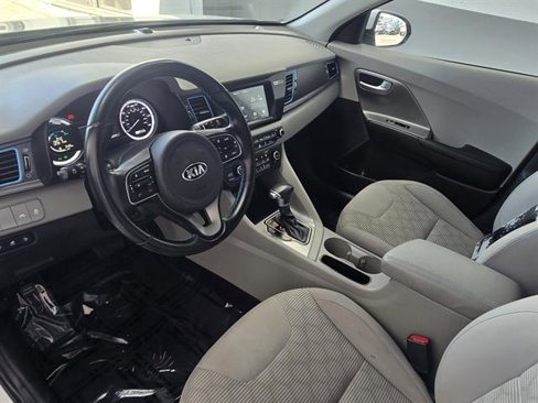 Used 2019 Kia Niro LX image 9