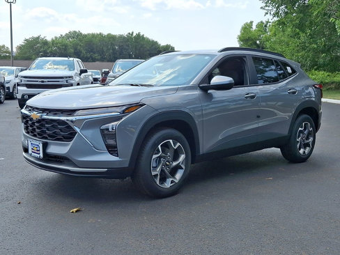 New 2025 Chevrolet Trax LT image 10
