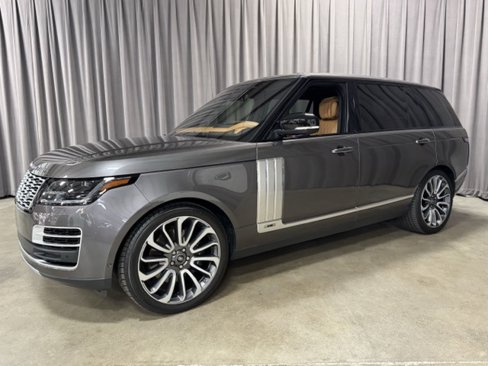 Used 2020 Land Rover Range Rover SV Autobiography Dynamic image 3