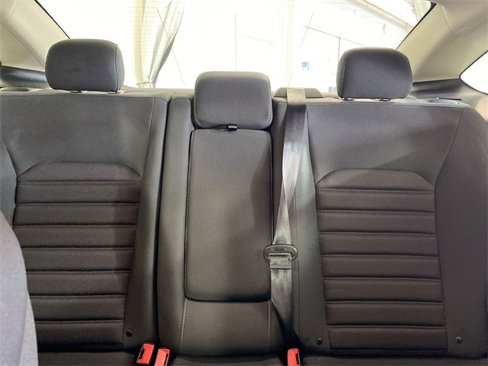 Used 2019 Ford Fusion SE image 13