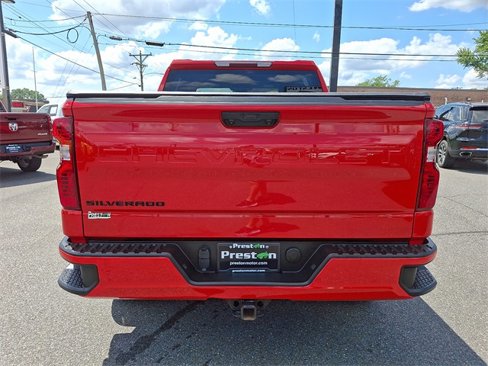 Used 2023 Chevrolet Silverado 1500 Custom image 6