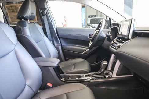 Used 2023 Toyota Corolla Cross XLE image 17