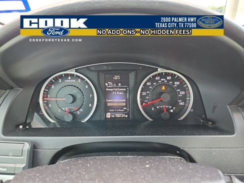 Used 2016 Toyota Camry SE image 8