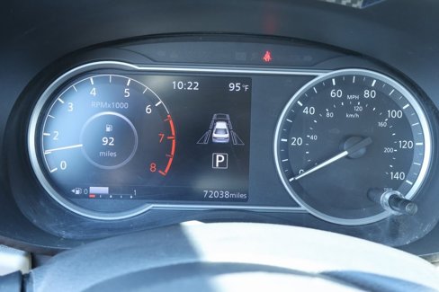 Used 2021 Nissan Versa SV image 11