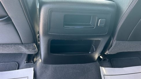 Used 2018 Chevrolet Silverado 1500 High Country image 30