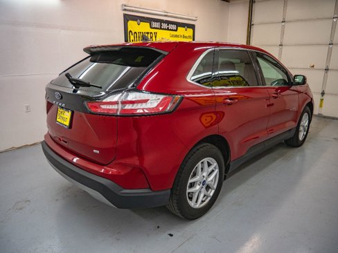 Used 2021 Ford Edge SEL image 4
