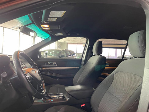 Used 2018 Ford Explorer XLT w/ Equipment Group 201A image 14