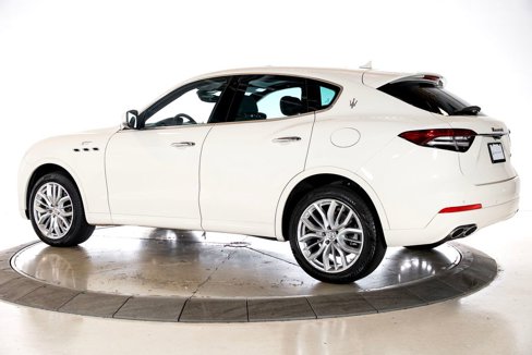 Used 2022 Maserati Levante GT image 3